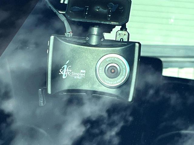 ルーミー カスタムＧ－Ｔ　両側電動スライドドア　９型ナビ　全周囲カメラ　衝突軽減装置　禁煙車　シートヒーター　ドラレコ　コーナーセンサー　スマートキー　ＬＥＤヘッド　ＥＴＣ　オートブレーキホールド　オートライト（35枚目）