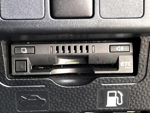 ルーミー カスタムＧ－Ｔ　両側電動スライドドア　９型ナビ　全周囲カメラ　衝突軽減装置　禁煙車　シートヒーター　ドラレコ　コーナーセンサー　スマートキー　ＬＥＤヘッド　ＥＴＣ　オートブレーキホールド　オートライト（38枚目）