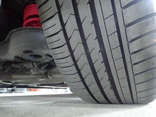 プリウス Ａ　１年距離無制限保証付　４ＷＤ　新品１９ＡＷ　純正９型ナビ　Ｂｌｕｅｔｏｏｔｈオーディオ　ローダウン　内装黒パネル加修　ブラインドスポットモニター　ヘッドアップディスプレイ　Ｒカメラ　スマキー２個（59枚目）