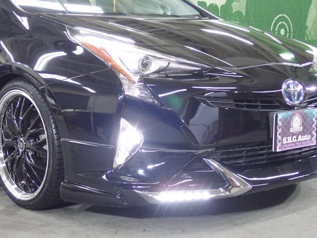 プリウス Ｓ　４ＷＤ　新品１９インチアルミ＆タイヤ　ＬＥＤデイライト付エアロ　ダウンサス　Ｂｌｕｅｔｏｏｔｈオーディオ　純正ナビ　Ｒカメラ　ＥＴＣ　スマートキー２個（8枚目）