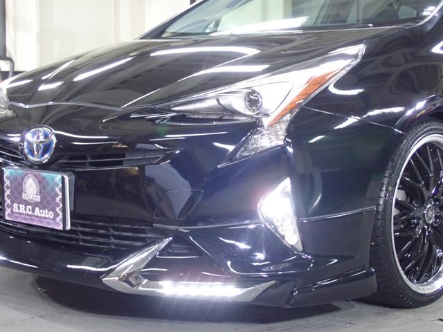 プリウス Ｓ　４ＷＤ　新品１９インチアルミ＆タイヤ　ＬＥＤデイライト付エアロ　ダウンサス　Ｂｌｕｅｔｏｏｔｈオーディオ　純正ナビ　Ｒカメラ　ＥＴＣ　スマートキー２個（9枚目）