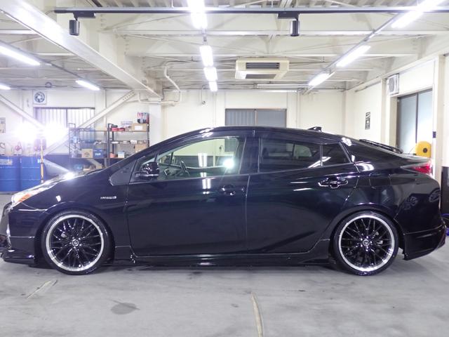 プリウス Ｓ　４ＷＤ　新品１９インチアルミ＆タイヤ　ＬＥＤデイライト付エアロ　ダウンサス　Ｂｌｕｅｔｏｏｔｈオーディオ　純正ナビ　Ｒカメラ　ＥＴＣ　スマートキー２個（28枚目）