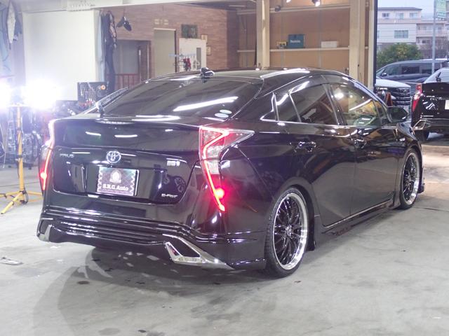 プリウス Ｓ　４ＷＤ　新品１９インチアルミ＆タイヤ　ＬＥＤデイライト付エアロ　ダウンサス　Ｂｌｕｅｔｏｏｔｈオーディオ　純正ナビ　Ｒカメラ　ＥＴＣ　スマートキー２個（33枚目）