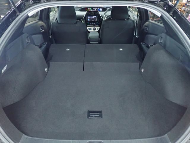 プリウス Ｓ　４ＷＤ　新品１９インチアルミ＆タイヤ　ＬＥＤデイライト付エアロ　ダウンサス　Ｂｌｕｅｔｏｏｔｈオーディオ　純正ナビ　Ｒカメラ　ＥＴＣ　スマートキー２個（40枚目）