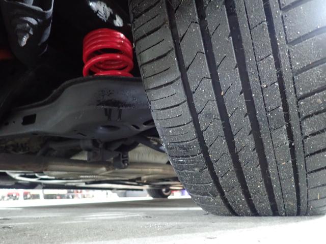 プリウス Ｓ　４ＷＤ　新品１９インチアルミ＆タイヤ　ＬＥＤデイライト付エアロ　ダウンサス　Ｂｌｕｅｔｏｏｔｈオーディオ　純正ナビ　Ｒカメラ　ＥＴＣ　スマートキー２個（54枚目）