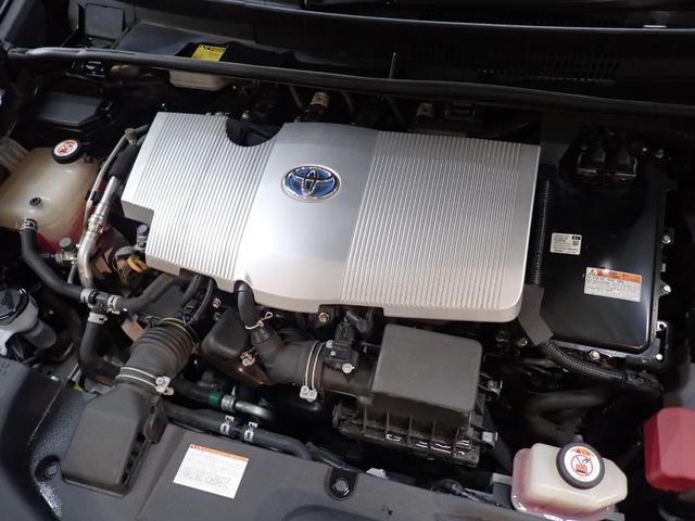 プリウス Ｓセーフティプラス　９インチ純正ナビ　新品１９インチアルミ＆タイヤ　新品ＬＥＤデイライト付エアロ　禁煙車　ダウンサス　Ｂｌｕｅｔｏｏｔｈオーディオ　内装黒パネル加修　フルセグＴＶ　Ｒカメラ　ＥＴＣ　スマートキー２個（50枚目）