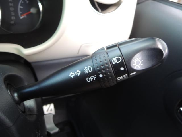 ココアプラスX アイドリングストップ 禁煙車 SDナビゲーション 地デジフルセグ バックカメラ スマートキー ルーフレール ドライブレコーダー付き サイドバイザー フロアマット(49枚目)