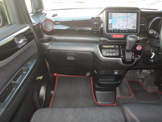 N-BOXカスタム 2トーンカラースタイル G・Aパッケージ 8インチナビ バックカメラ 両側パワースライド 前後ドライブレコーダ― Bluetoothオーディオ ETC フルセグTV 2トーンカラースタイル ブラックホイール 安心パッケージ(12枚目)