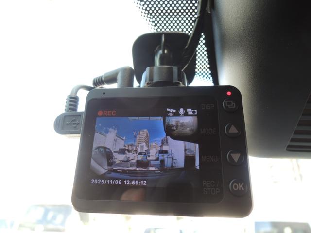 デミオ XDツーリング 禁煙車 買取車 セーフティパッケージ装着車 ブラインドスポットモニター 車線逸脱警報システム ナビ フルセグ バックカメラ CD DVD 社外アルミホイール ローダウン車高調 ドライブレコーダー前後(17枚目)