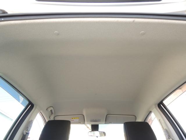 デミオ 13C 5速マニュアル 禁煙車 ドライビングコンフォートパッケージ フルノーマル オートライト ナビゲーション 電動格納ドアミラー キーレスキー 純正フロアマット サイドバイザー CD再生 トノカバー(21枚目)