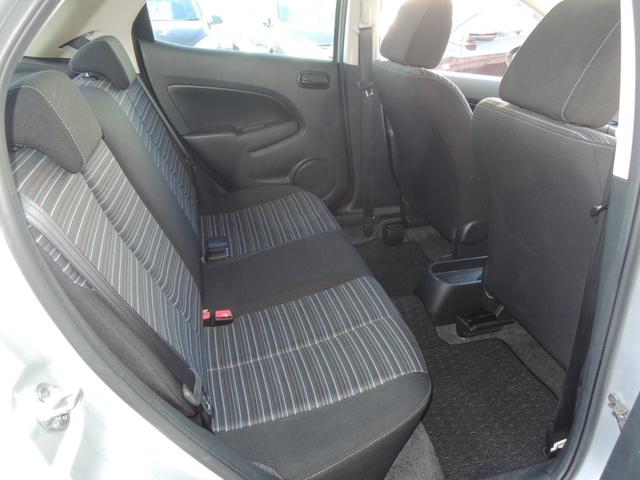 デミオ 13C 5速マニュアル 禁煙車 ドライビングコンフォートパッケージ フルノーマル オートライト ナビゲーション 電動格納ドアミラー キーレスキー 純正フロアマット サイドバイザー CD再生 トノカバー(45枚目)