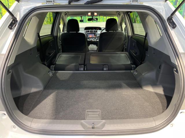 G チューン ブラック 純正SDナビ 禁煙車 バックカメラ ETC 17インチアルミホイール LEDヘッドライト オートライト オートエアコン ドアバイザー Bluetooth接続 フルセグTV DVD再生(11枚目)