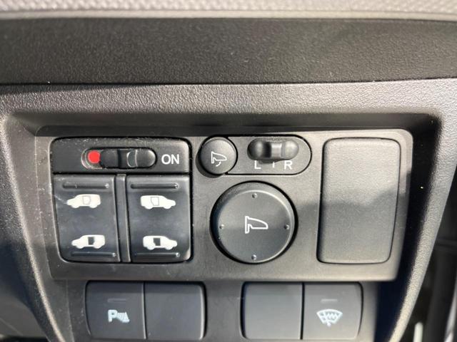 G エアロ ハイウェイエディション 後席モニタ SDナビ 両側電動スライドドア 禁煙車 bluetooth ETC ドライブレコーダー バックカメラ HIDヘッドライト クリアランスソナー キーレスエントリー(6枚目)