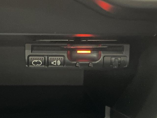e-パワー X 純正SDナビ 禁煙車 衝突軽減システム 電動格納ミラー ETC Bluetooth接続 CD再生 オートライト オートエアコン 衝突安全ボディー 横滑り防止システム スマートキー(7枚目)