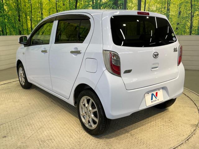 X メモリアルエディション 禁煙車 ETC CDプレイヤー キーレスエントリー 盗難防止システム 衝突安全ボディ ドアバイザー プライバシーガラス アイドリングストップ(33枚目)