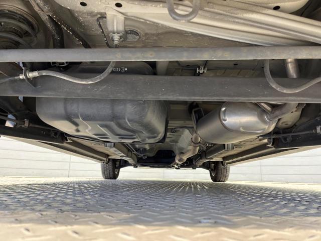 FXリミテッド オーディオプレイヤー 禁煙車 電動格納ミラー ドアバイザー 横滑り防止システム 衝突安全ボディー アイドリングストップ 14インチ純正アルミホイール ベンチシート CD再生(18枚目)