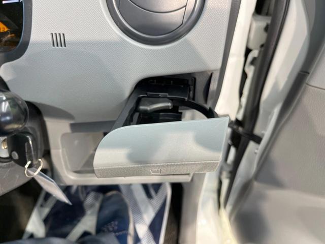 FX 禁煙車 SDナビ Bluetooth接続 ETC 衝突安全ボディ 盗難防止システム 電動格納ミラー USB接続 バニティミラー キーレスエントリー(29枚目)