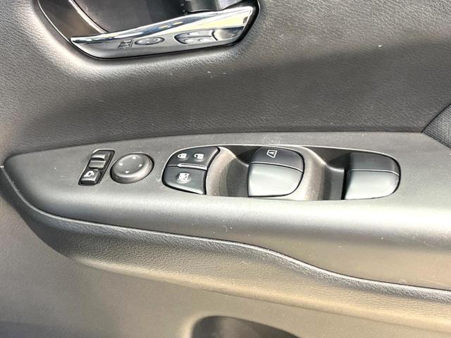 ハイウェイスター VセレクションII 11インチSDナビ 両側電動スライドドア エマージェンシーブレーキ 禁煙車 リアモニター ドライブレコーダー クルーズコントロール ETC 後席オートエアコン バニティミラー シートリフター(47枚目)