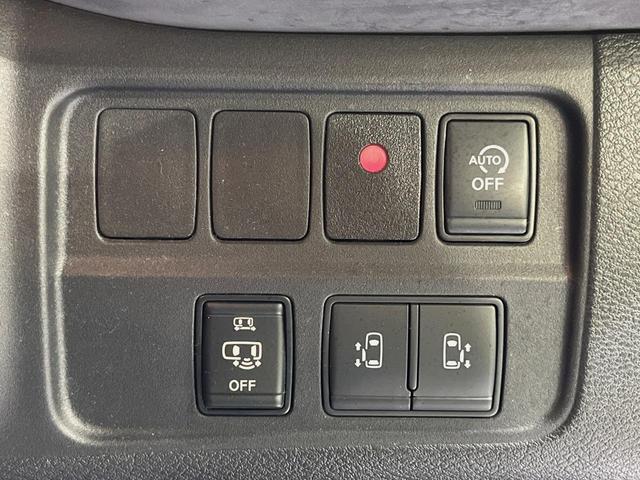 セレナ ハイウェイスターＶ　両側電動スライド　純正９型ナビ　後席モニター　全周囲カメラ　エマージェンシーブレーキ　レーダークルーズ　禁煙車　ドラレコ　コーナーセンサー　スマートキー　ＬＥＤヘッド　ＥＴＣ　オートハイビーム（5枚目）
