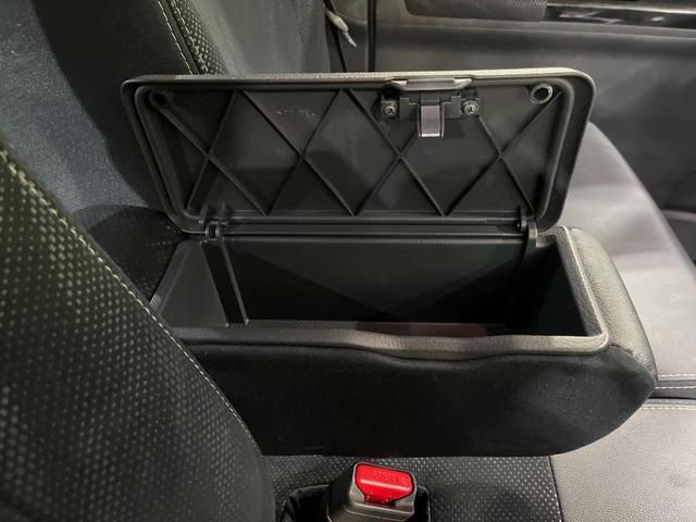 タント カスタムＲＳ　トップエディションＳＡ　両側電動ドア　純正ＳＤナビ　バックカメラ　衝突被害軽減システム　禁煙車　スマートキー　ＬＥＤヘッド　ＥＴＣ　オートライト　オートエアコン　純正１５インチアルミ　Ｂｌｕｅｔｏｏｔｈ　ＣＤ　ＤＶＤ再生（42枚目）