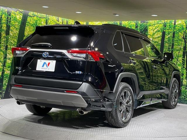 ＲＡＶ４ ハイブリッドＧ　４ＷＤ　１０．５インチ純正ディスプレイオーディオ　全周囲カメラ　衝突被害軽減システム　レーダークルーズコントロール　禁煙車　電動リアゲート　スマートキー　ＬＥＤヘッド　ＥＴＣ２．０　オートハイビーム（17枚目）