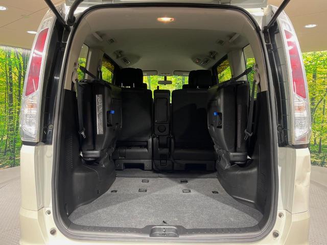 セレナ ハイウェイスター Vセレクション 両側電動ドア 純正SDナビ バックカメラ 禁煙車 スマートキー ビルトインETC クルコン オートライト オートエアコン 純正16インチアルミ リアエアコン Bluetooth CD DVD再生(11枚目)
