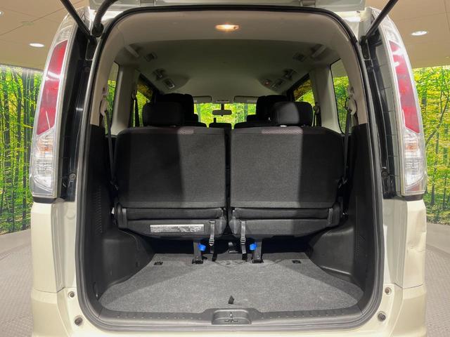 セレナ ハイウェイスター Vセレクション 両側電動ドア 純正SDナビ バックカメラ 禁煙車 スマートキー ビルトインETC クルコン オートライト オートエアコン 純正16インチアルミ リアエアコン Bluetooth CD DVD再生(37枚目)