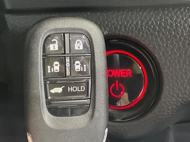 ステップワゴン ｅ：ＨＥＶスパーダ　プレミアムライン　純正１１．４型ナビ　全周囲カメラ　禁煙車　電動リアゲート　両側電動ドア　前中列シートヒーター　ブラインドスポットモニター　シーケンシャルウィンカー　衝突軽減　レーダークルーズ　ＥＴＣ　ドラレコ（7枚目）