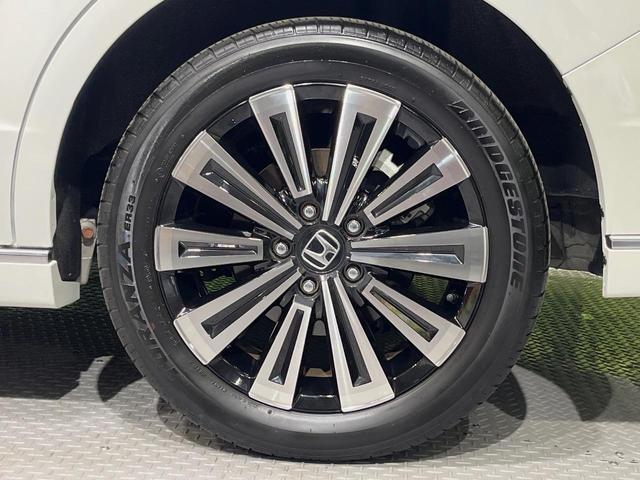 ステップワゴン ｅ：ＨＥＶスパーダ　プレミアムライン　純正１１．４型ナビ　全周囲カメラ　禁煙車　電動リアゲート　両側電動ドア　前中列シートヒーター　ブラインドスポットモニター　シーケンシャルウィンカー　衝突軽減　レーダークルーズ　ＥＴＣ　ドラレコ（28枚目）