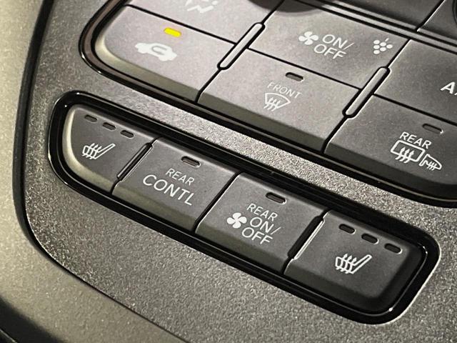 ステップワゴン ｅ：ＨＥＶスパーダ　プレミアムライン　純正１１．４型ナビ　全周囲カメラ　禁煙車　電動リアゲート　両側電動ドア　前中列シートヒーター　ブラインドスポットモニター　シーケンシャルウィンカー　衝突軽減　レーダークルーズ　ＥＴＣ　ドラレコ（30枚目）
