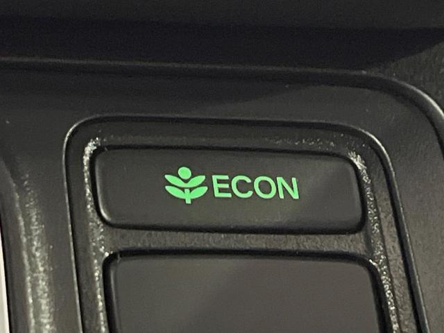 ステップワゴン ｅ：ＨＥＶスパーダ　プレミアムライン　純正１１．４型ナビ　全周囲カメラ　禁煙車　電動リアゲート　両側電動ドア　前中列シートヒーター　ブラインドスポットモニター　シーケンシャルウィンカー　衝突軽減　レーダークルーズ　ＥＴＣ　ドラレコ（68枚目）