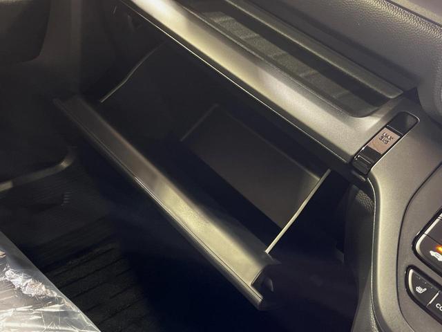 ステップワゴン ｅ：ＨＥＶスパーダ　プレミアムライン　純正１１．４型ナビ　全周囲カメラ　禁煙車　電動リアゲート　両側電動ドア　前中列シートヒーター　ブラインドスポットモニター　シーケンシャルウィンカー　衝突軽減　レーダークルーズ　ＥＴＣ　ドラレコ（70枚目）