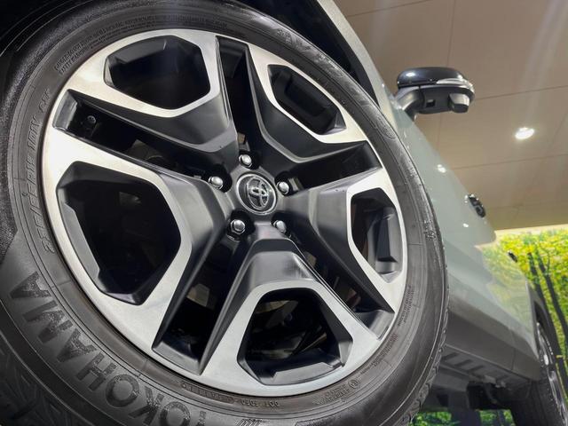 ＲＡＶ４ アドベンチャー　４ＷＤ　純正９インチＳＤナビ　バックカメラ　衝突被害軽減システム　レーダークルーズ　禁煙車　電動リアゲート　パワーシート　ドライブレコーダー　コーナーセンサー　スマートキー　ＬＥＤヘッド　ＥＴＣ２．０（12枚目）