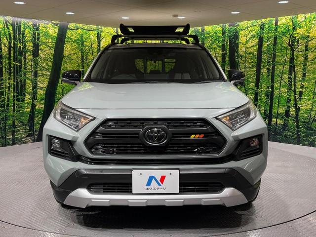 ＲＡＶ４ アドベンチャー　４ＷＤ　純正９インチＳＤナビ　バックカメラ　衝突被害軽減システム　レーダークルーズ　禁煙車　電動リアゲート　パワーシート　ドライブレコーダー　コーナーセンサー　スマートキー　ＬＥＤヘッド　ＥＴＣ２．０（14枚目）