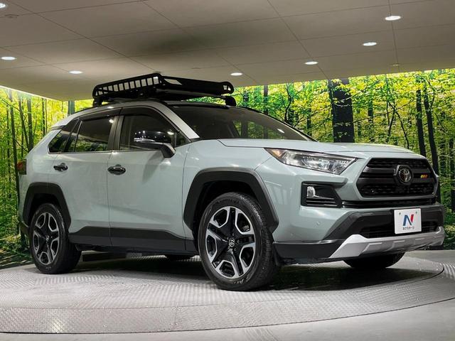 ＲＡＶ４ アドベンチャー　４ＷＤ　純正９インチＳＤナビ　バックカメラ　衝突被害軽減システム　レーダークルーズ　禁煙車　電動リアゲート　パワーシート　ドライブレコーダー　コーナーセンサー　スマートキー　ＬＥＤヘッド　ＥＴＣ２．０（16枚目）