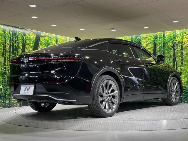 クラウンクロスオーバー Ｇアドバンスド・レザーパッケージ　１２．３型ＤＡ　デジタルインナーミラー　禁煙車　全周囲カメラ　ブラック本革シート　シートベンチレーション　４眼ＬＥＤヘッド　ハンドルヒーター　パワーシート　ブラインドスポットモニター　電動リアゲート（17枚目）