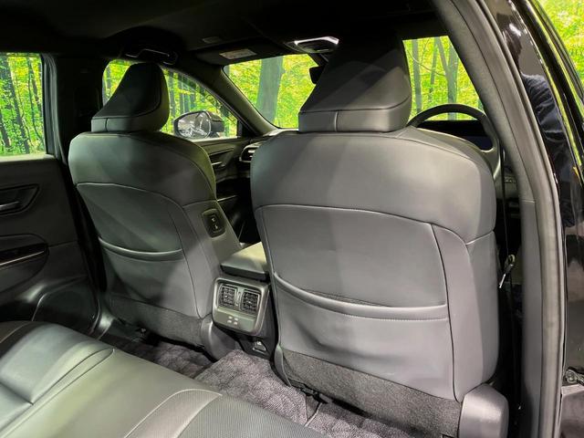 クラウンクロスオーバー Ｇアドバンスド・レザーパッケージ　１２．３型ＤＡ　デジタルインナーミラー　禁煙車　全周囲カメラ　ブラック本革シート　シートベンチレーション　４眼ＬＥＤヘッド　ハンドルヒーター　パワーシート　ブラインドスポットモニター　電動リアゲート（45枚目）
