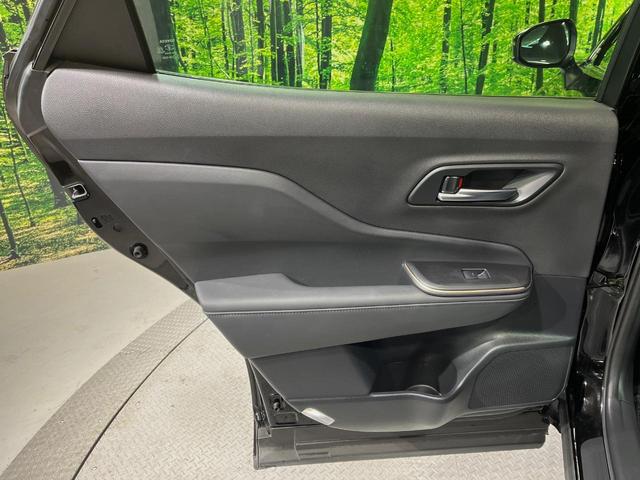 クラウンクロスオーバー Ｇアドバンスド・レザーパッケージ　１２．３型ＤＡ　デジタルインナーミラー　禁煙車　全周囲カメラ　ブラック本革シート　シートベンチレーション　４眼ＬＥＤヘッド　ハンドルヒーター　パワーシート　ブラインドスポットモニター　電動リアゲート（48枚目）