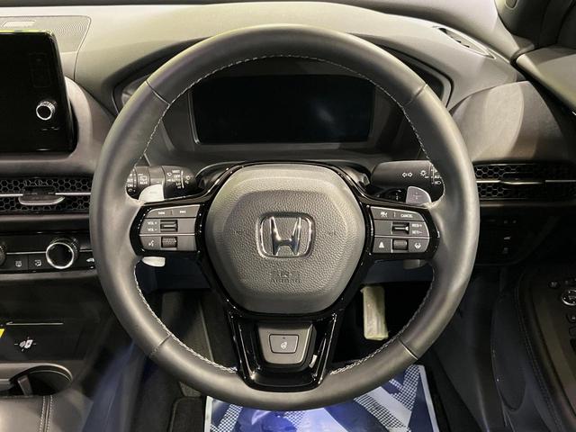 ZR-V e:HEV Z特別仕様車ブラックスタイル メーカーナビ 全周囲カメラ BOSEサウンド BSI 後退出庫サポート 禁煙車 ハンズフリー電動リアゲート 本革シート 前席パワーシート 全席シートヒーター ETC2.0 ワイヤレス充電 ドラレコ(11枚目)