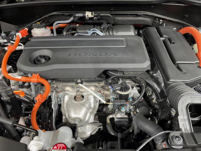 ZR-V e:HEV Z特別仕様車ブラックスタイル メーカーナビ 全周囲カメラ BOSEサウンド BSI 後退出庫サポート 禁煙車 ハンズフリー電動リアゲート 本革シート 前席パワーシート 全席シートヒーター ETC2.0 ワイヤレス充電 ドラレコ(18枚目)