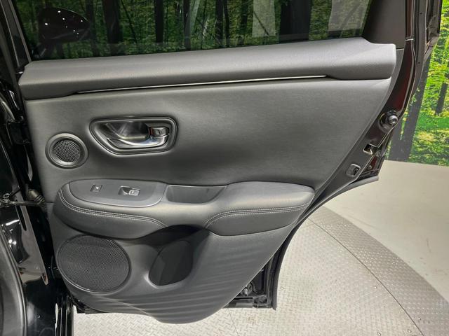 ZR-V e:HEV Z特別仕様車ブラックスタイル メーカーナビ 全周囲カメラ BOSEサウンド BSI 後退出庫サポート 禁煙車 ハンズフリー電動リアゲート 本革シート 前席パワーシート 全席シートヒーター ETC2.0 ワイヤレス充電 ドラレコ(42枚目)