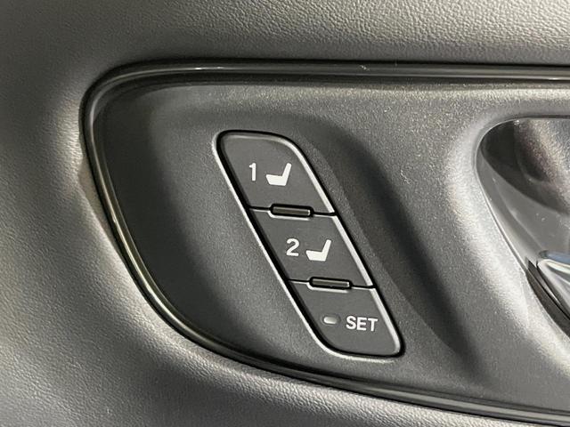 ZR-V e:HEV Z特別仕様車ブラックスタイル メーカーナビ 全周囲カメラ BOSEサウンド BSI 後退出庫サポート 禁煙車 ハンズフリー電動リアゲート 本革シート 前席パワーシート 全席シートヒーター ETC2.0 ワイヤレス充電 ドラレコ(44枚目)