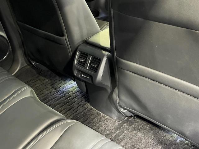 ZR-V e:HEV Z特別仕様車ブラックスタイル メーカーナビ 全周囲カメラ BOSEサウンド BSI 後退出庫サポート 禁煙車 ハンズフリー電動リアゲート 本革シート 前席パワーシート 全席シートヒーター ETC2.0 ワイヤレス充電 ドラレコ(48枚目)