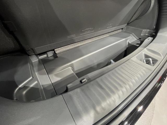 ZR-V e:HEV Z特別仕様車ブラックスタイル メーカーナビ 全周囲カメラ BOSEサウンド BSI 後退出庫サポート 禁煙車 ハンズフリー電動リアゲート 本革シート 前席パワーシート 全席シートヒーター ETC2.0 ワイヤレス充電 ドラレコ(58枚目)