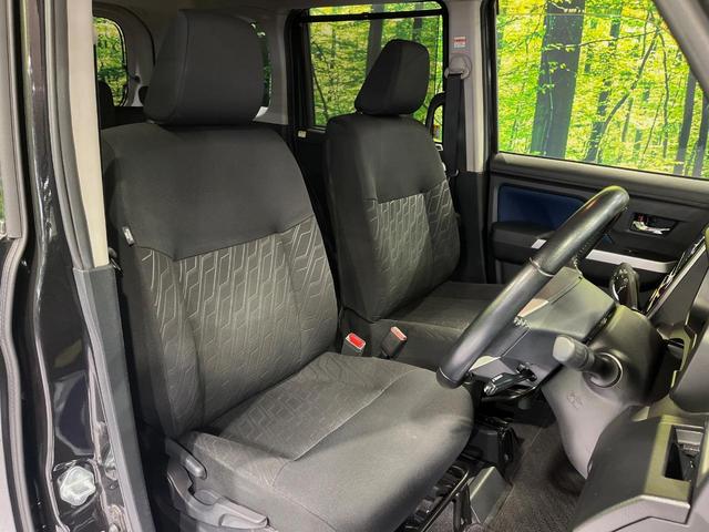 タンク カスタムＧ－Ｔ　アルパインナビ　アルパイン後席モニター　両側パワースライドドア　禁煙車　衝突軽減システム　ＬＥＤヘッドライト　クルコン　バックカメラ　シートリフター　スマートキー　リアサンシェード（8枚目）