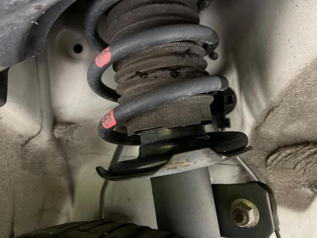 タント カスタムＲＳ　トップエディションＳＡＩＩＩ　ターボ　両側電動スライドドア　純正ＳＤナビ　バックカメラ　衝突被害軽減システム　禁煙車　シートヒーター　スマートキー　ＬＥＤヘッドライト　ＥＴＣ　オートマチックハイビーム　オートライト　オートエアコン（23枚目）