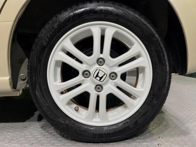 Ｎ－ＢＯＸ ２トーンカラースタイル　Ｇ・Ｌパッケージ　電動スライドドア　純正ＳＤナビ　バックカメラ　禁煙車　スマートキー　ビルトインＥＴＣ　オートエアコン　電動格納ミラー　Ｂｌｕｅｔｏｏｔｈ再生　ＣＤ　ＤＶＤ再生（24枚目）