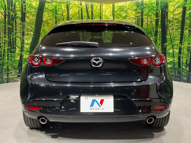 ＭＡＺＤＡ３ファストバック ２０Ｓバーガンディ　セレクション　純正８．８型ナビ　全周囲カメラ　赤本革シート　禁煙車　メモリーパワーシート　シートヒーター　ステアリングヒーター　衝突軽減　レーダークルーズ　クルージングトラフィックサポート　ＢＳＭ　ＥＴＣ　ＨＵＤ（15枚目）