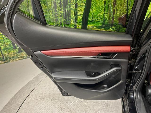 ＭＡＺＤＡ３ファストバック ２０Ｓバーガンディ　セレクション　純正８．８型ナビ　全周囲カメラ　赤本革シート　禁煙車　メモリーパワーシート　シートヒーター　ステアリングヒーター　衝突軽減　レーダークルーズ　クルージングトラフィックサポート　ＢＳＭ　ＥＴＣ　ＨＵＤ（39枚目）