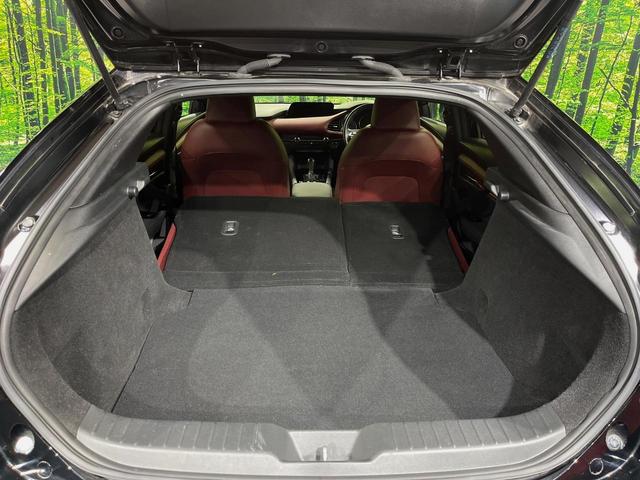 ＭＡＺＤＡ３ファストバック ２０Ｓバーガンディ　セレクション　純正８．８型ナビ　全周囲カメラ　赤本革シート　禁煙車　メモリーパワーシート　シートヒーター　ステアリングヒーター　衝突軽減　レーダークルーズ　クルージングトラフィックサポート　ＢＳＭ　ＥＴＣ　ＨＵＤ（49枚目）